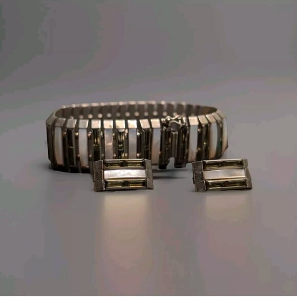 Vintage Demi Parure Art Deco Bracelet Set by DoSo - Picture 2 of 9